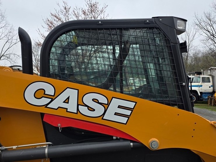 2022-case-tr340b-image-13