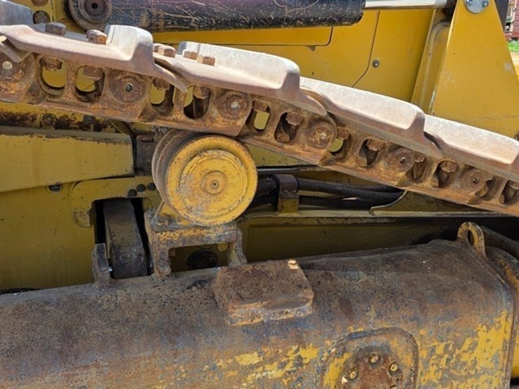 2021-caterpillar-d5-lgp-image-45