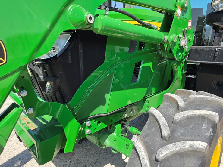 2023-john-deere-6r-130-image-8