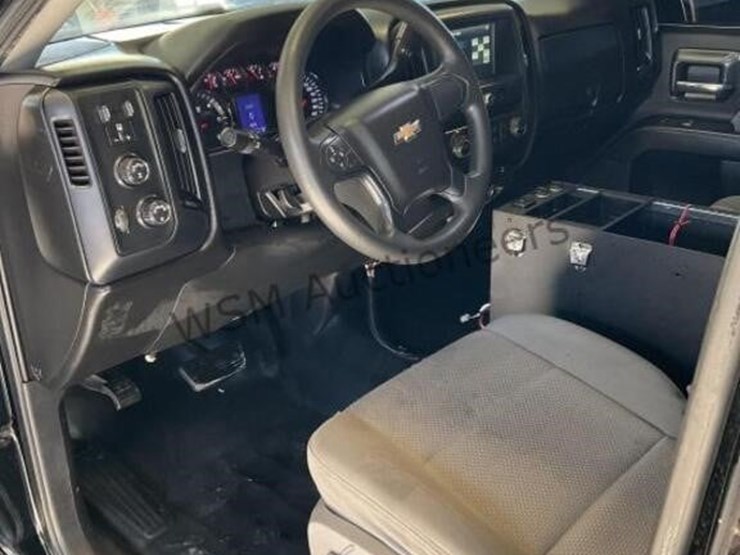 2018-chevrolet-silverado-1500-image-21