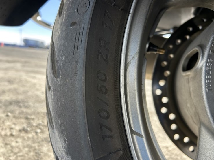 2009-honda-st1300-motorcycle-image-12