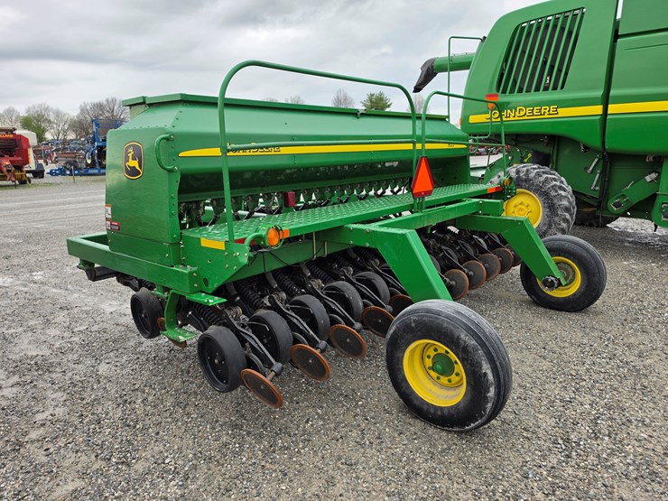 2007-john-deere-1590-image-9