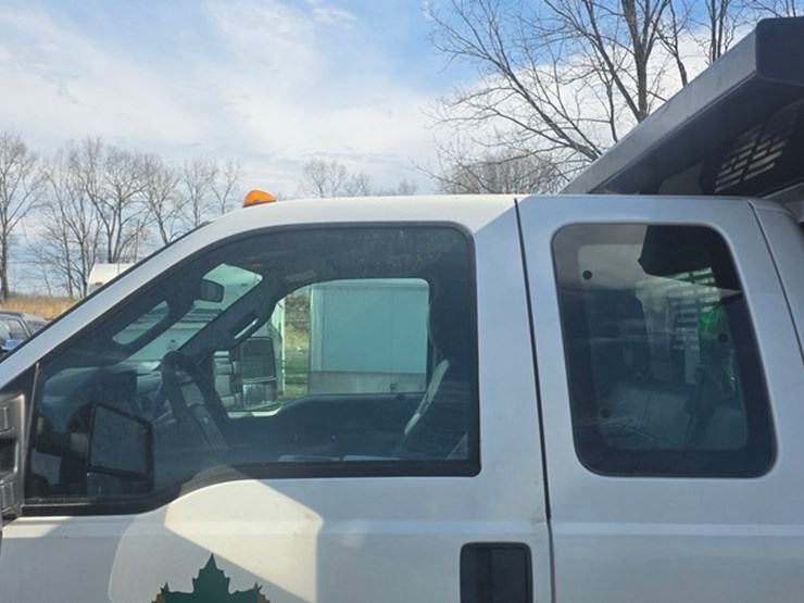 2014-ford-f350-image-12