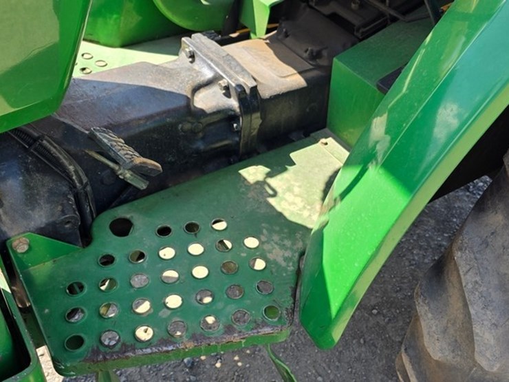 1995-john-deere-5200-image-45