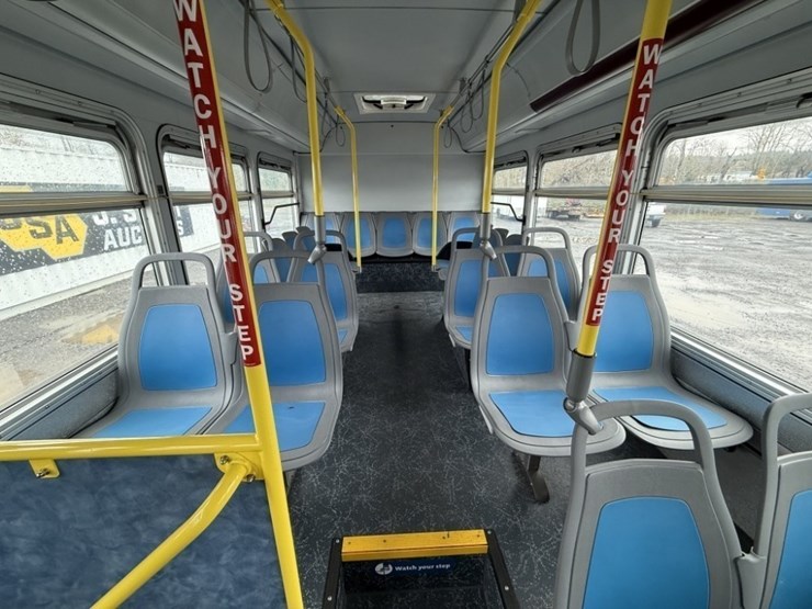 2012-gillig-40'-electric-transit-bus-image-22