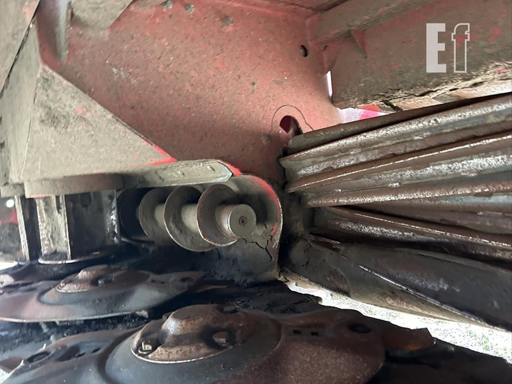 2023-massey-ferguson-1316s-image-23