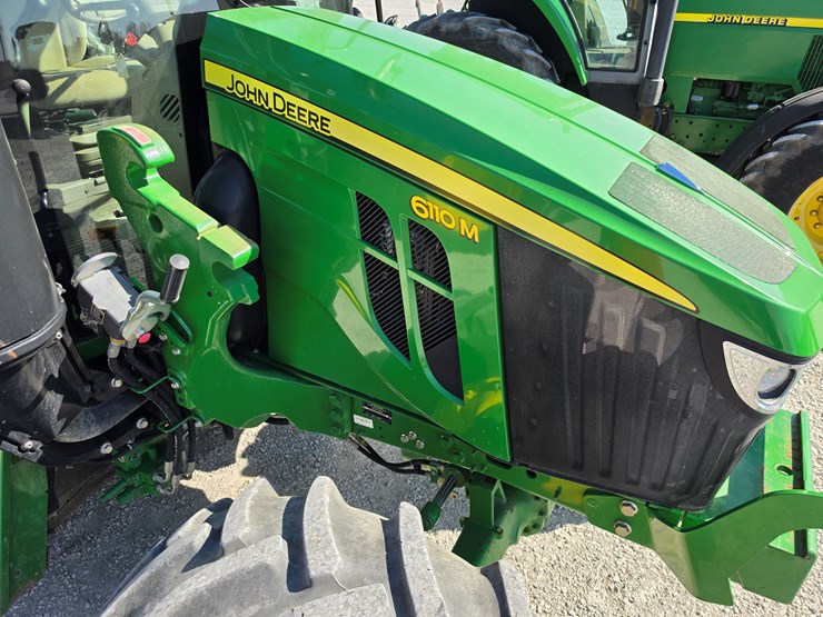 2020-john-deere-6110m-image-18