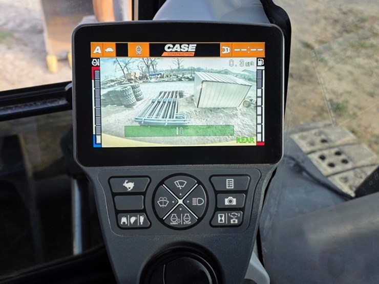 2021-case-cx80c-image-73