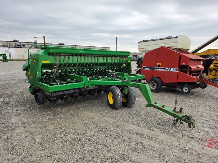 2007-john-deere-1590-image-18