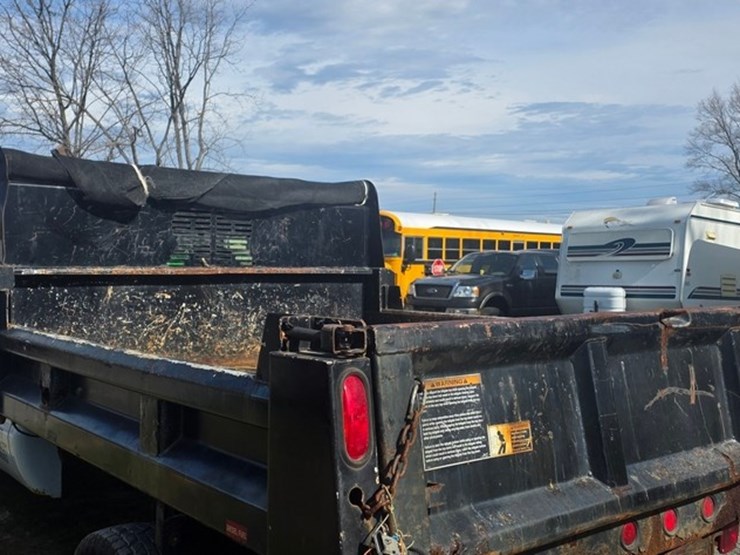 2014-ford-f350-image-19