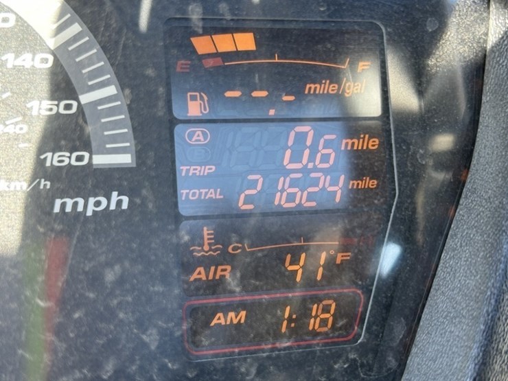 2012-honda-st1300-motorcycle-image-14