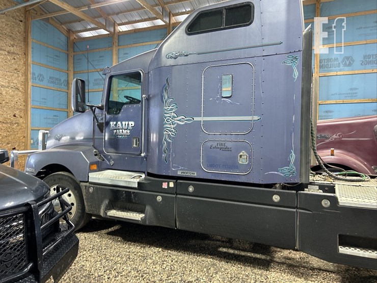 1996-kenworth-t600-image-21