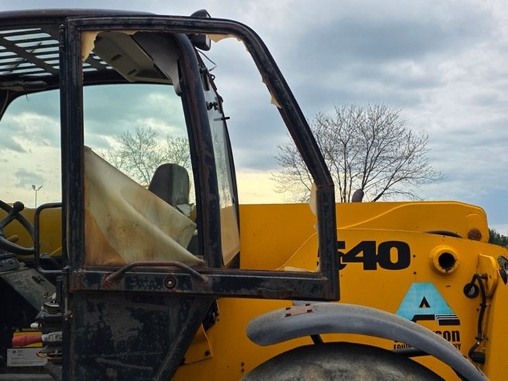 2000-jcb-540-image-16