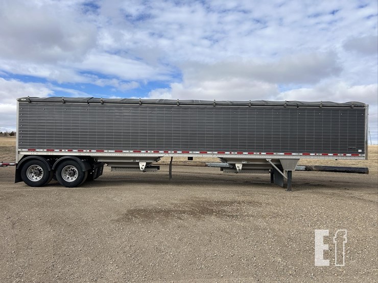 2025-wilson-grain-trailer-image-2