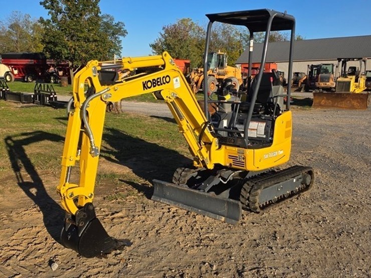 2022-kobelco-sk17sr-image-1