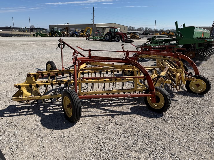 new-holland-258-image-9