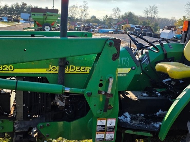 john-deere-5320-image-31