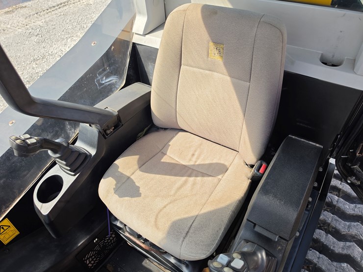 2017-jcb-260t-image-20