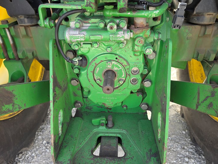 2016-john-deere-5100e-image-10
