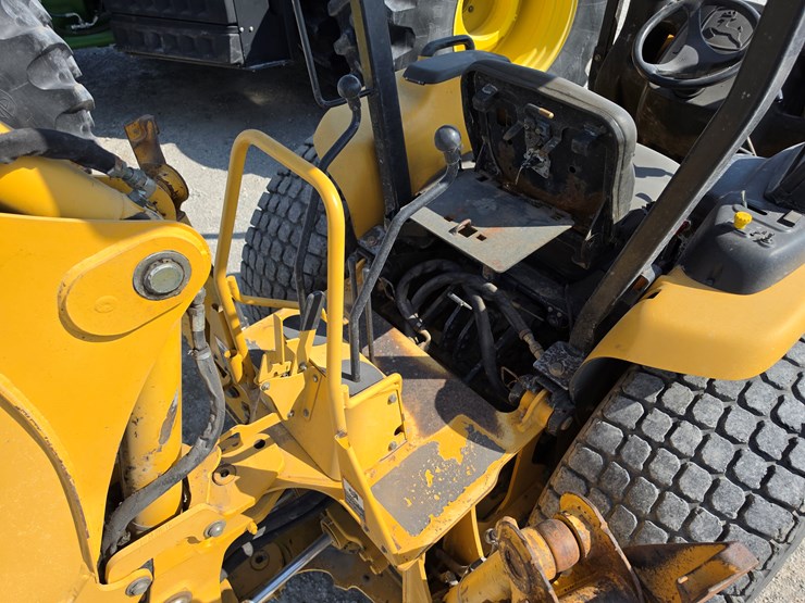 2004-deere-110-image-10
