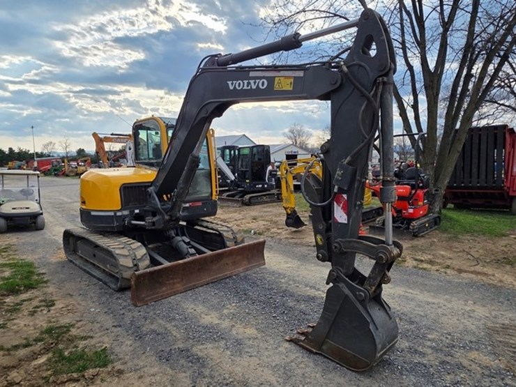 2008-volvo-ecr88-image-2