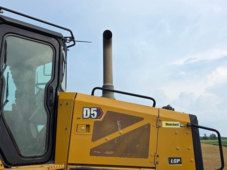 2021-caterpillar-d5-lgp-image-34