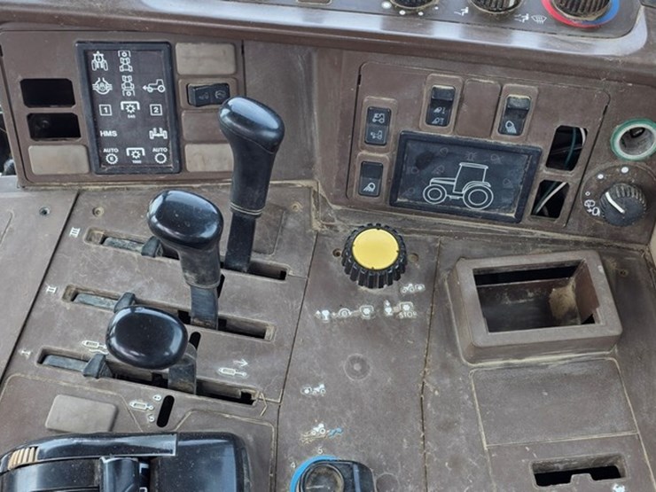 2002-john-deere-6420-image-63