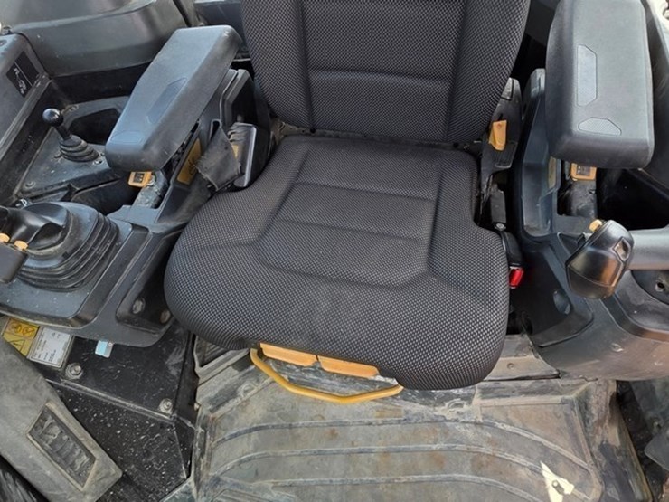 2021-caterpillar-d5-lgp-image-78