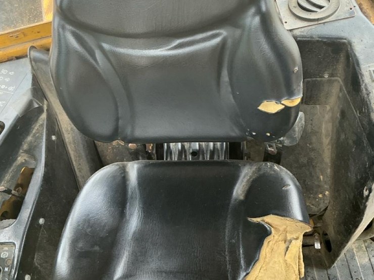 1999-deere-648-image-17