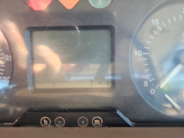 2002-john-deere-6420-image-21