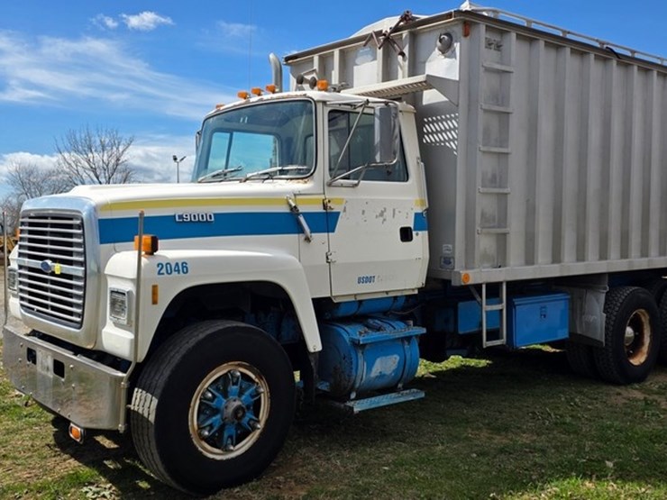 1991-ford-l9000-image-1