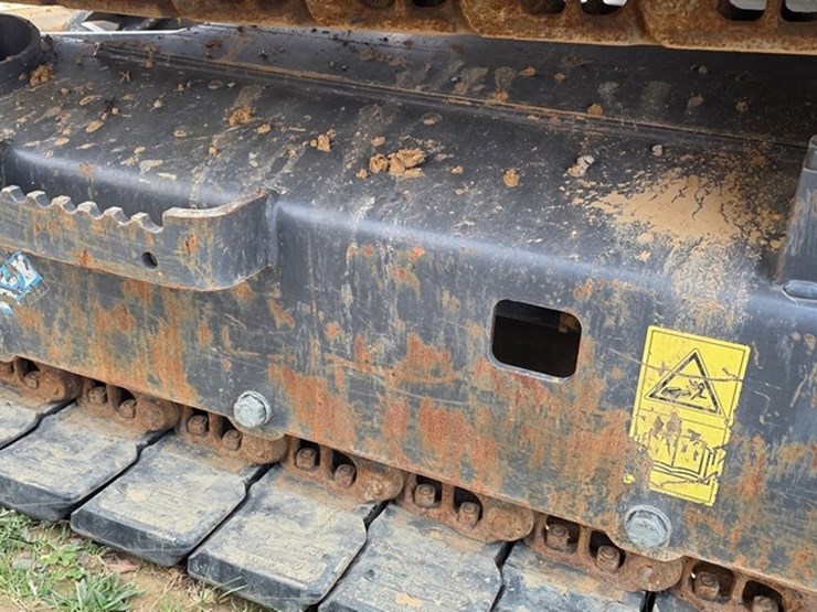 2021-case-cx80c-image-33