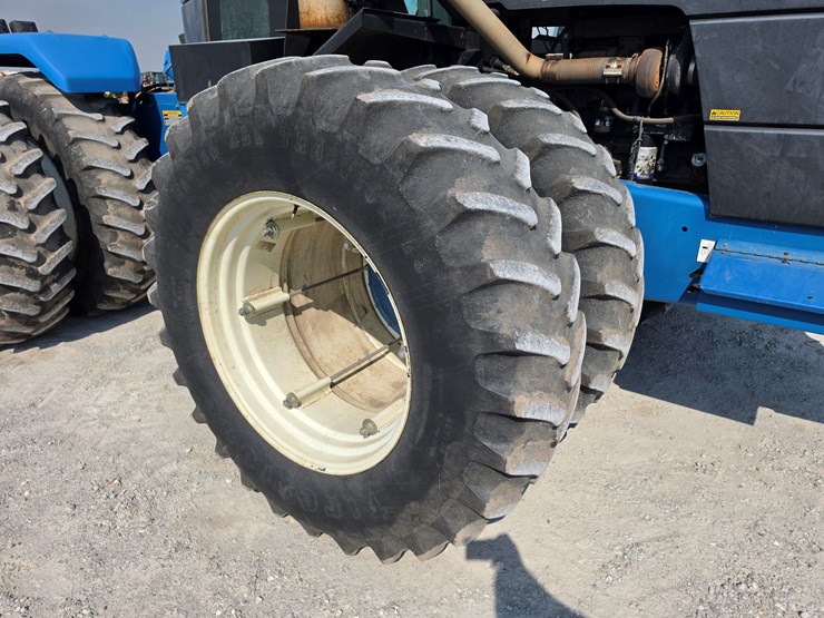 2000-new-holland-9384-image-4