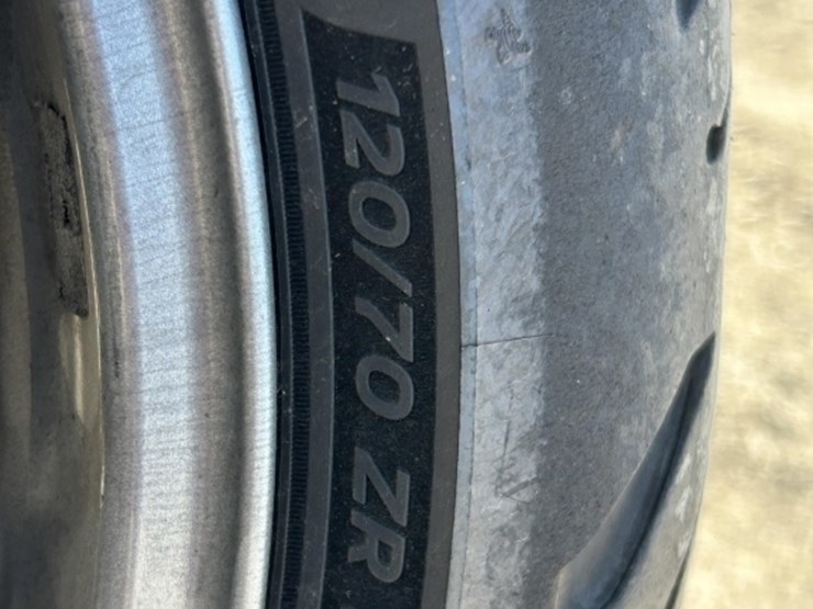 2012-honda-st1300-motorcycle-image-16