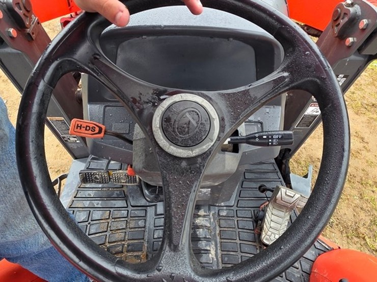 2018-kubota-l47-image-56