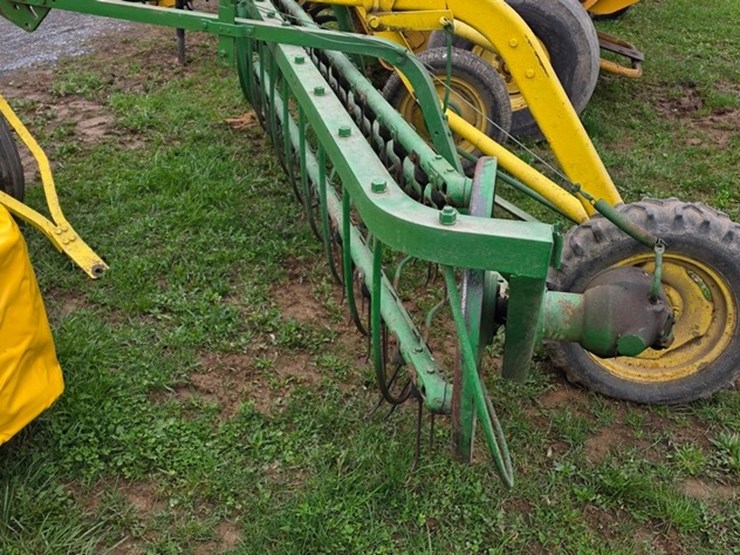 john-deere-640-image-13