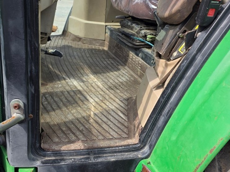 2002-john-deere-6420-image-51