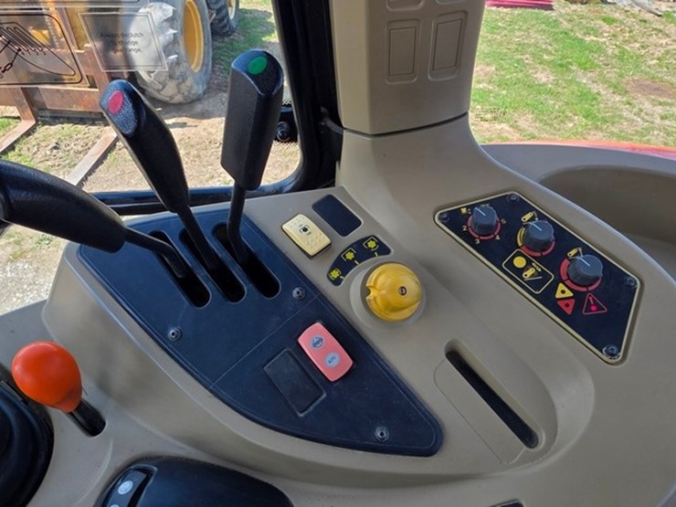 2005-agco-lt75-image-55