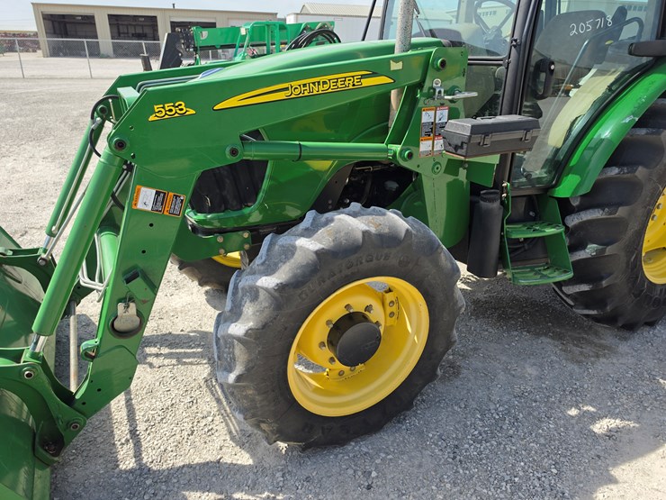 2009-john-deere-5101e-image-26