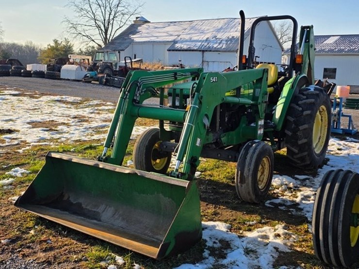 john-deere-5320-image-2