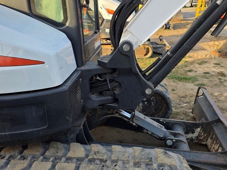 2019-bobcat-e55-image-32