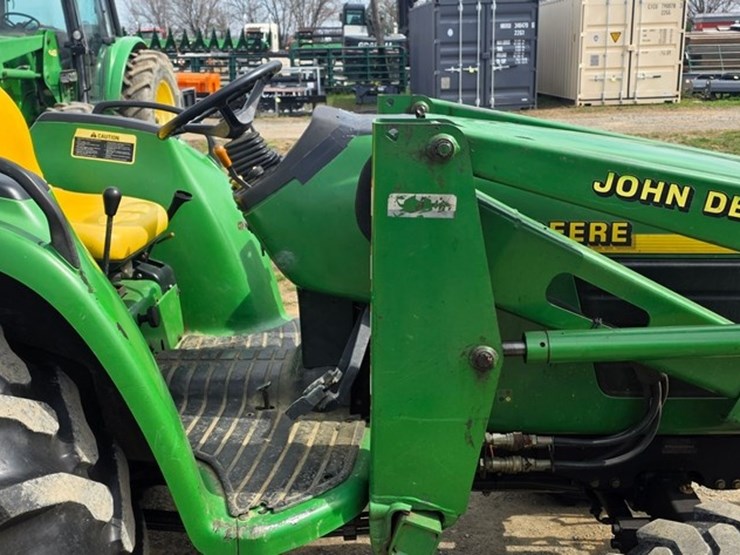 1999-john-deere-4600-image-11