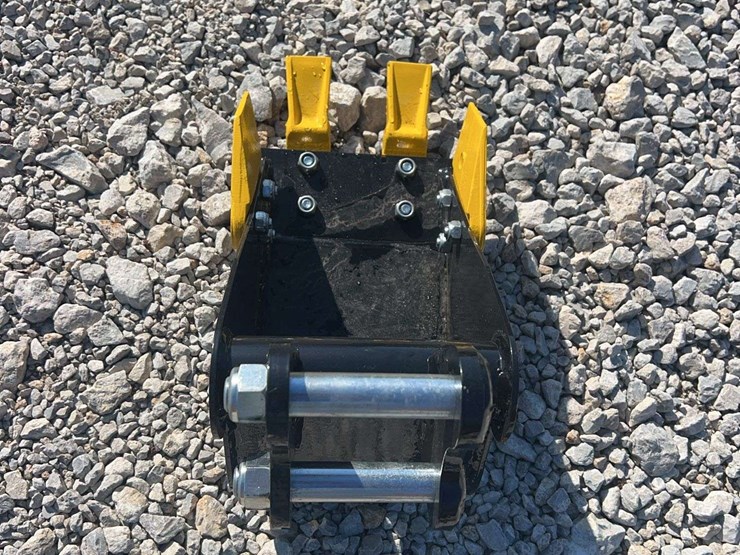 sdlanch-mini-excavator-bucket-image-2