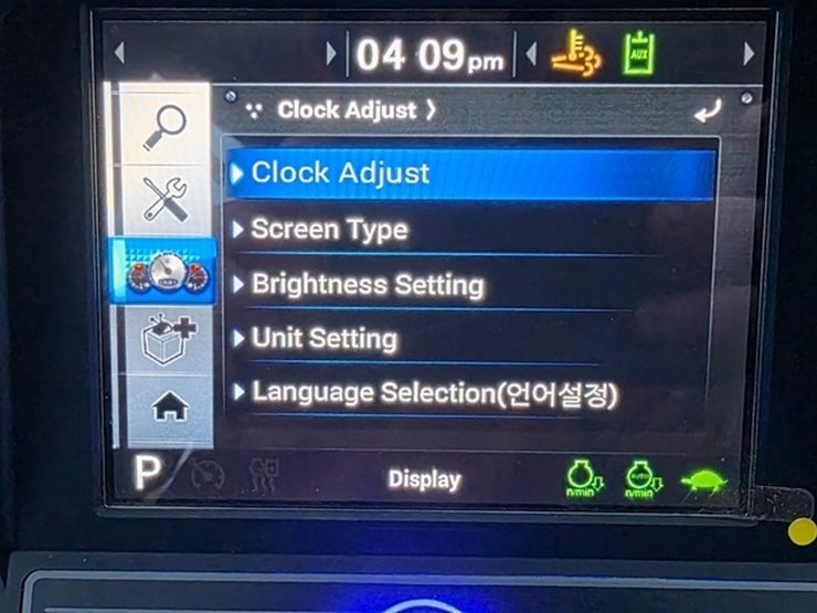 2020-new-holland-e57c-image-77