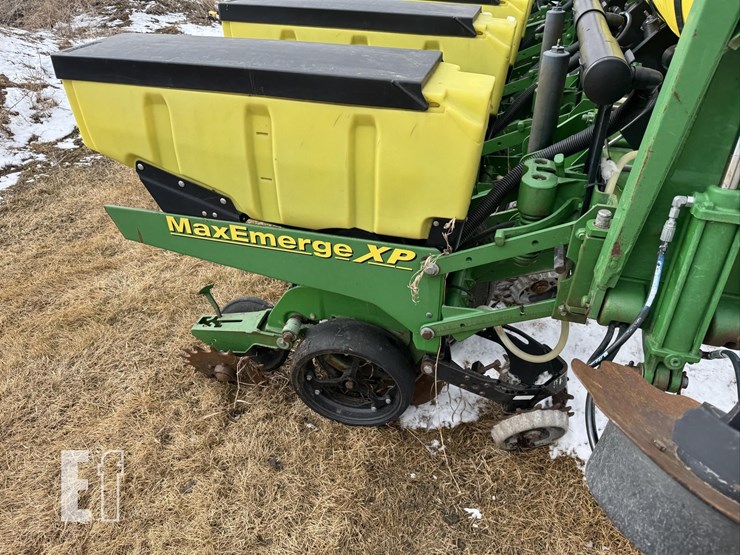 john-deere-1750-image-27