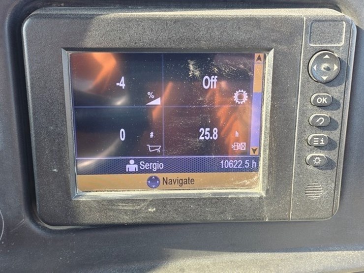 2014-caterpillar-740b-image-76