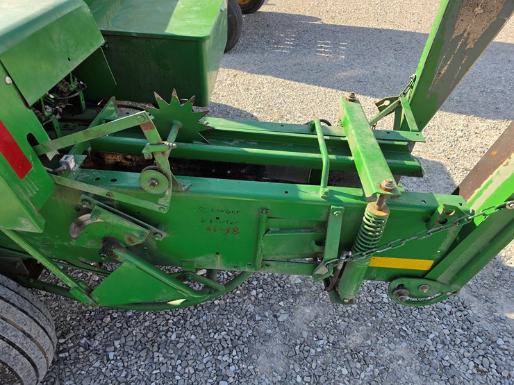 2013-john-deere-348-image-10