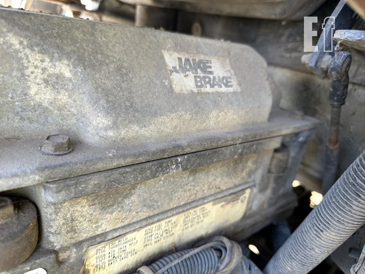 1991-freightliner-fld120-image-62