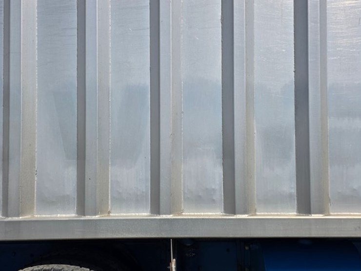 1991-ford-l9000-image-30