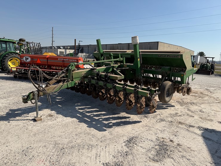 great-plains-solid-stand-15-image-1